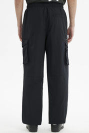 Pantalón Hombre Cargo Parachute Negro