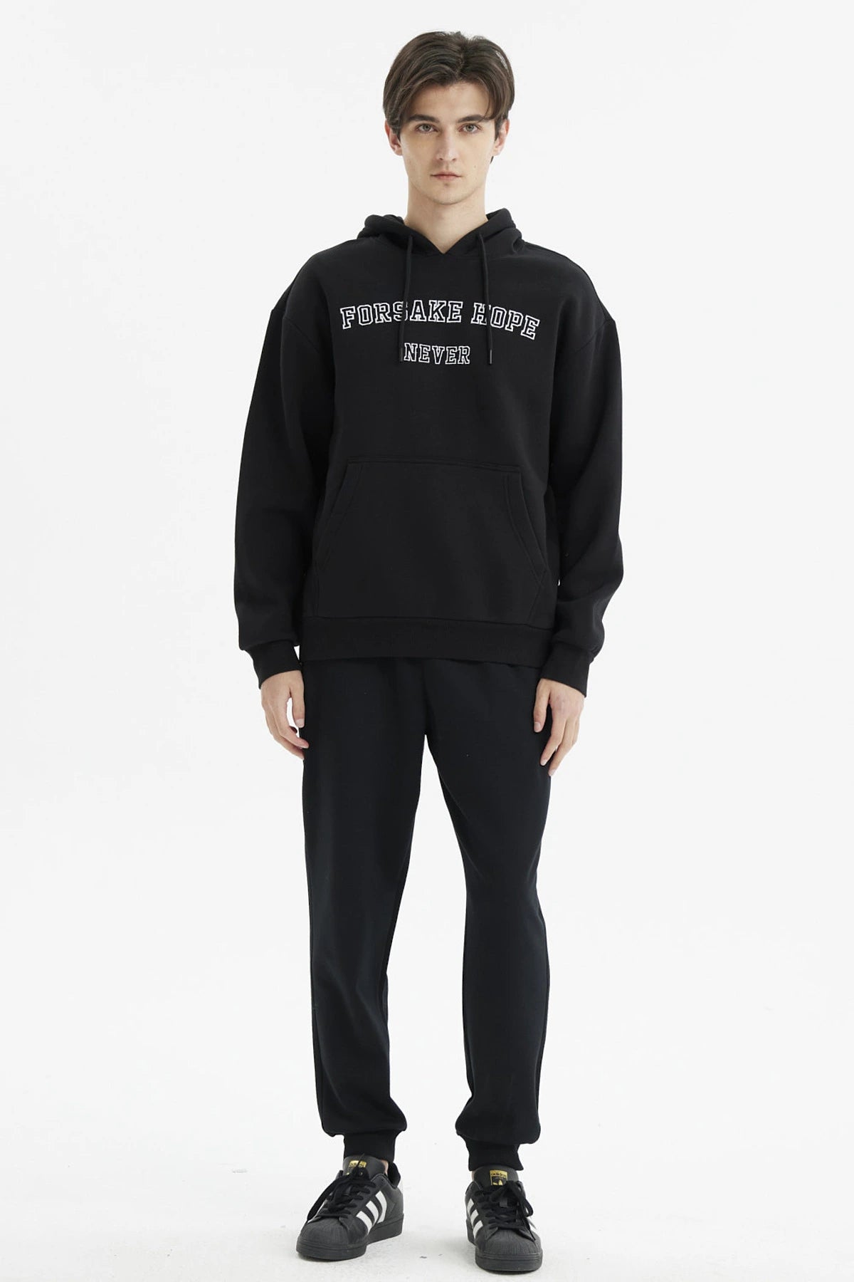 Polerón Hombre Hoodie Print Frontal Negro