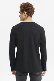Polera Hombre Larga Con Print Negro