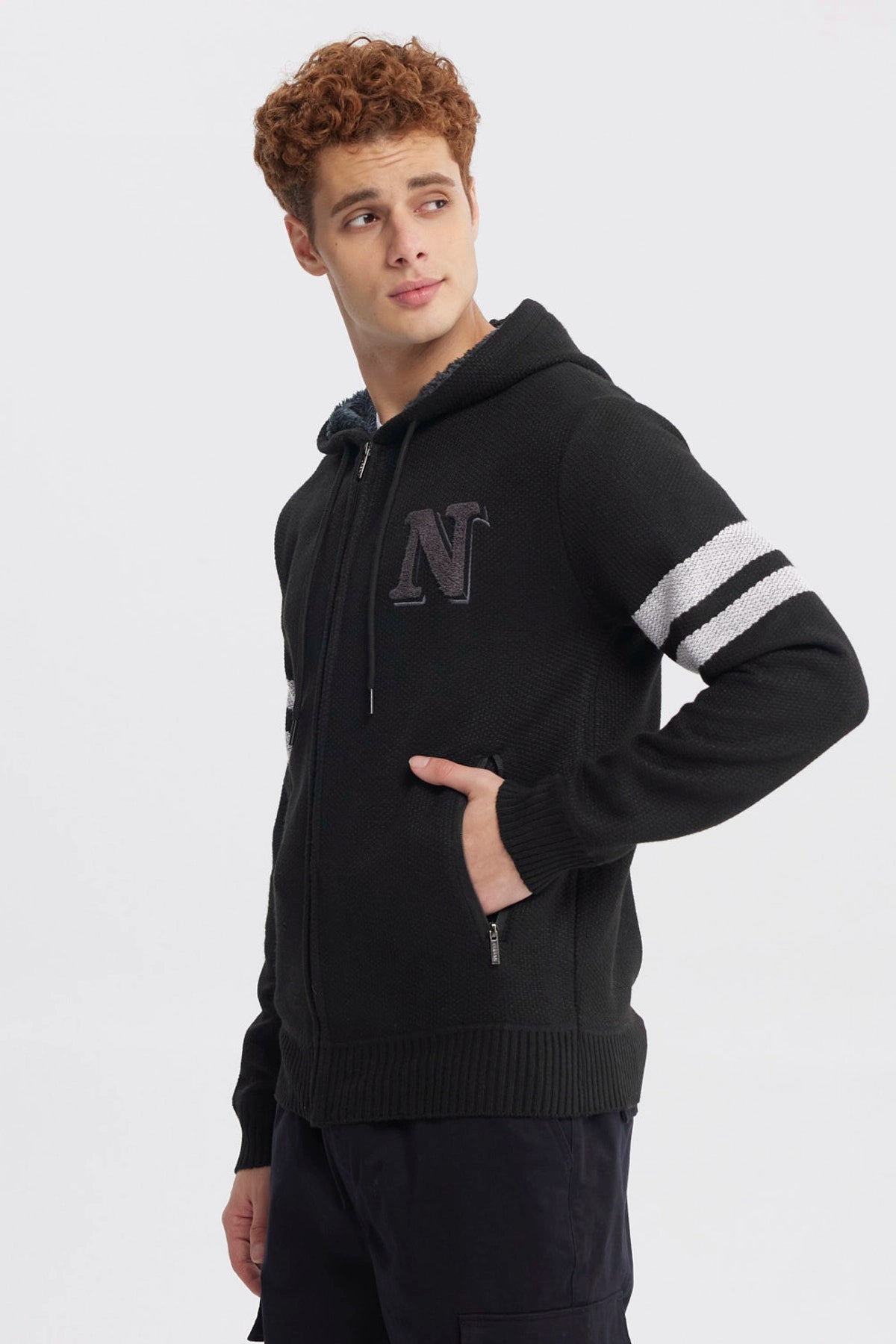 Sweater Hombre Slim Juvenil Negro