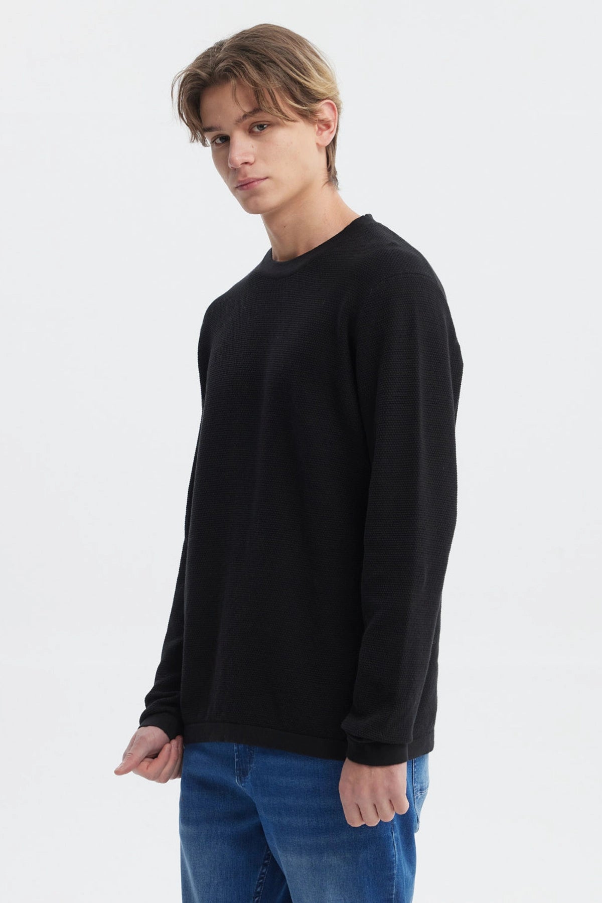 Sweater Hombre Slim Juvenil Negro