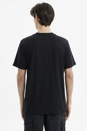 Polera negra de hombre con estampa frontal de texto New York City Global Cycling estilo casual urbano