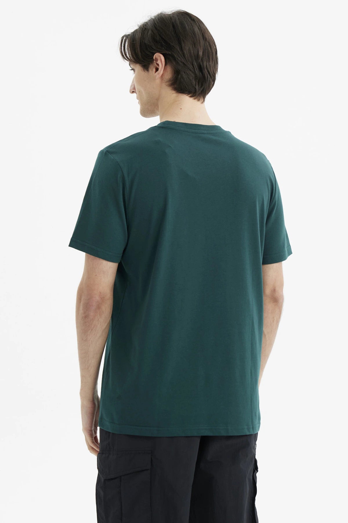 Polera hombre regular fit verde oscuro con estampado frontal de texto Train Outdoor Sports Club New York City en blanco