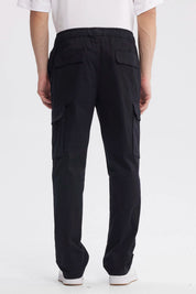 Pantalón Hombre Juvenil Calce Recto Negro