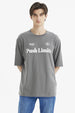 Polera slim marengo con texto Push Limits en el pecho estilo casual y relajado ideal para el día a día