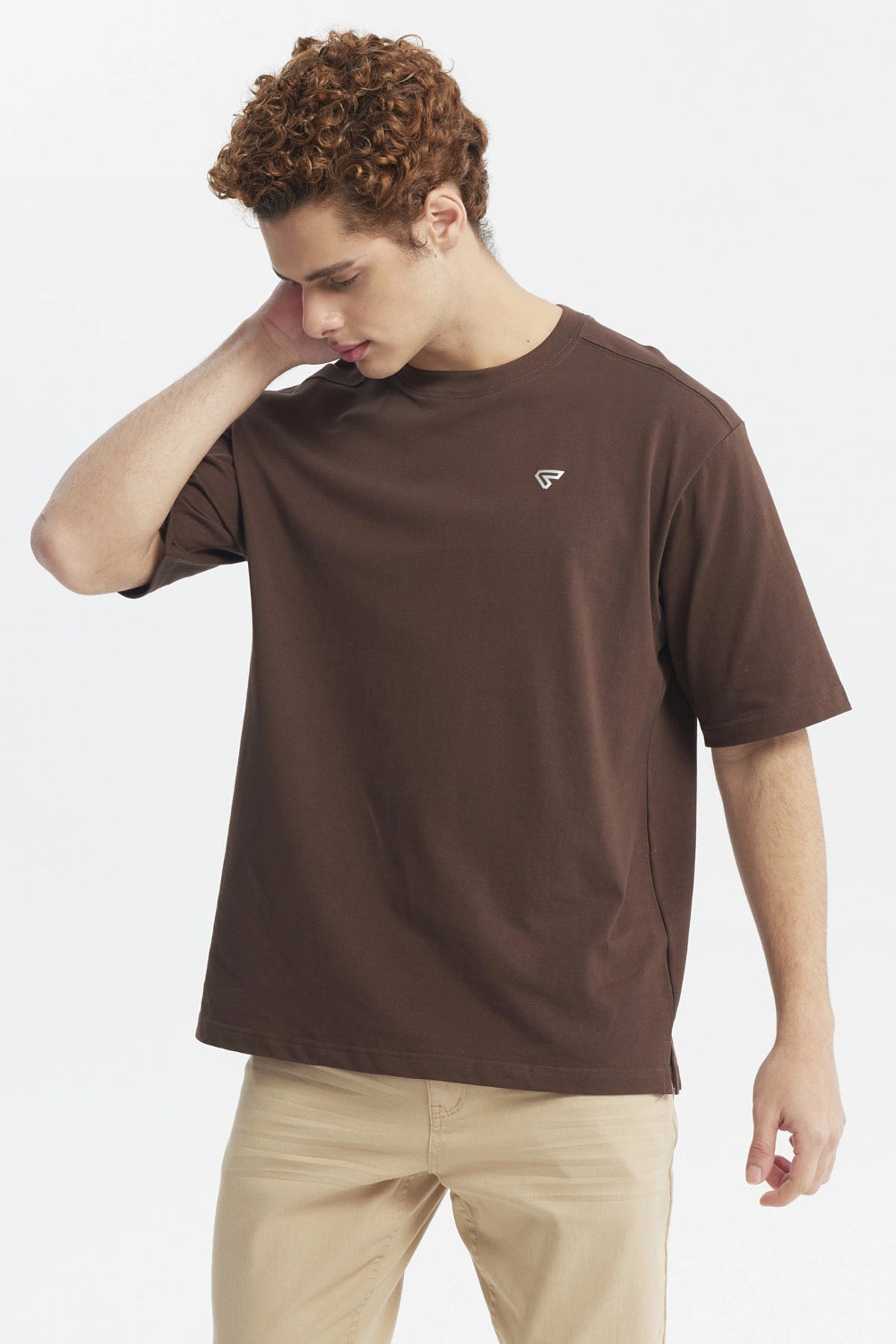 Polera Hombre Label Pecho Chocolate