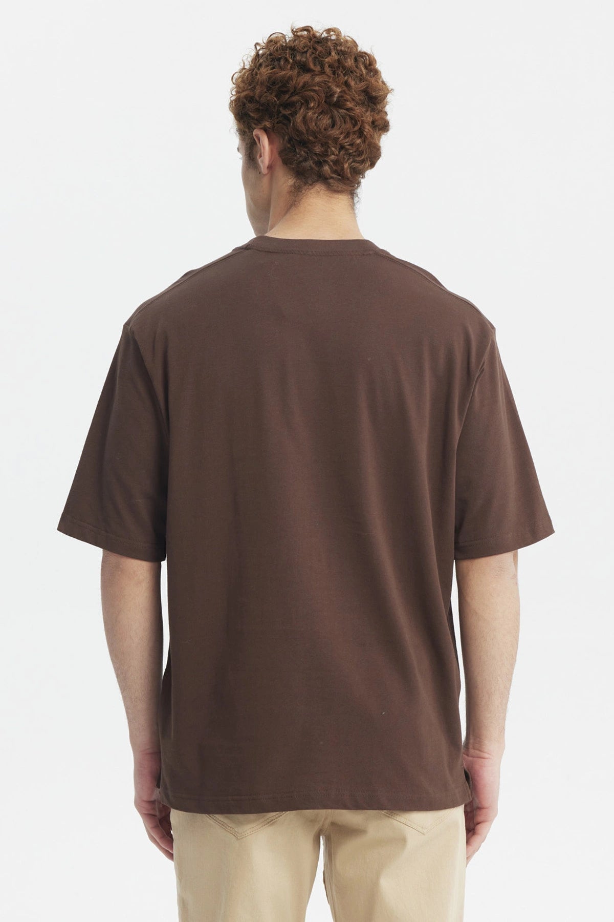 Polera Hombre Label Pecho Chocolate