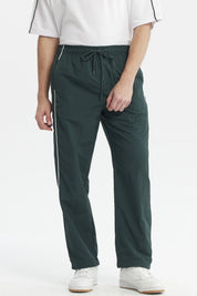 Pantalón Buzo Hombre Calce Recto Verde Militar