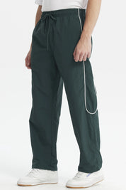 Pantalón Buzo Hombre Calce Recto Verde Militar
