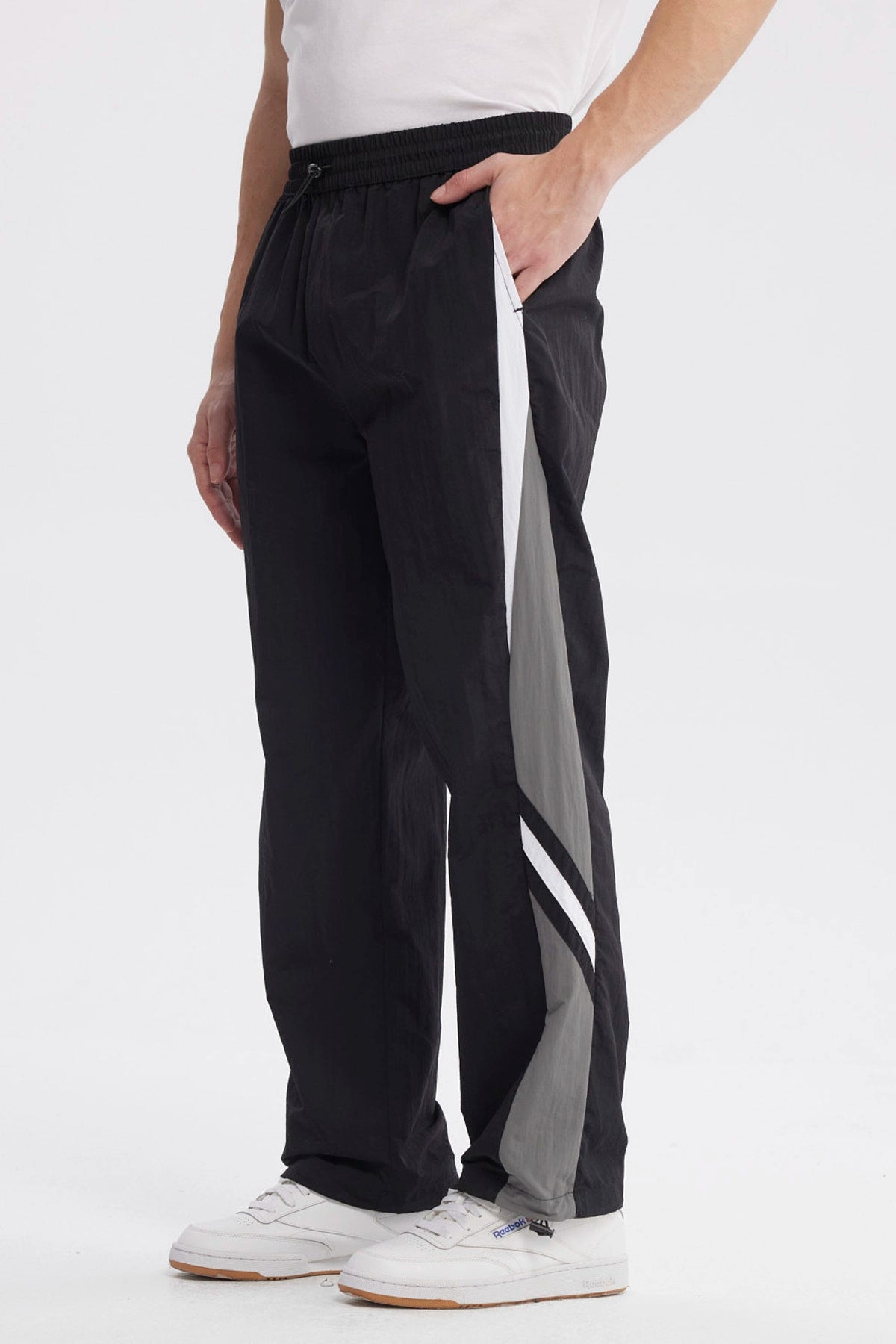 Pantalón Hombre Juvenil Calce Recto Negro