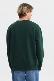 Polerón oversize verde con cuello redondo y estampado California San Francisco en el pecho estilo casual
