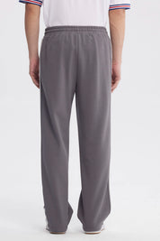 Pantalón Buzo Hombre Calce Recto Gris