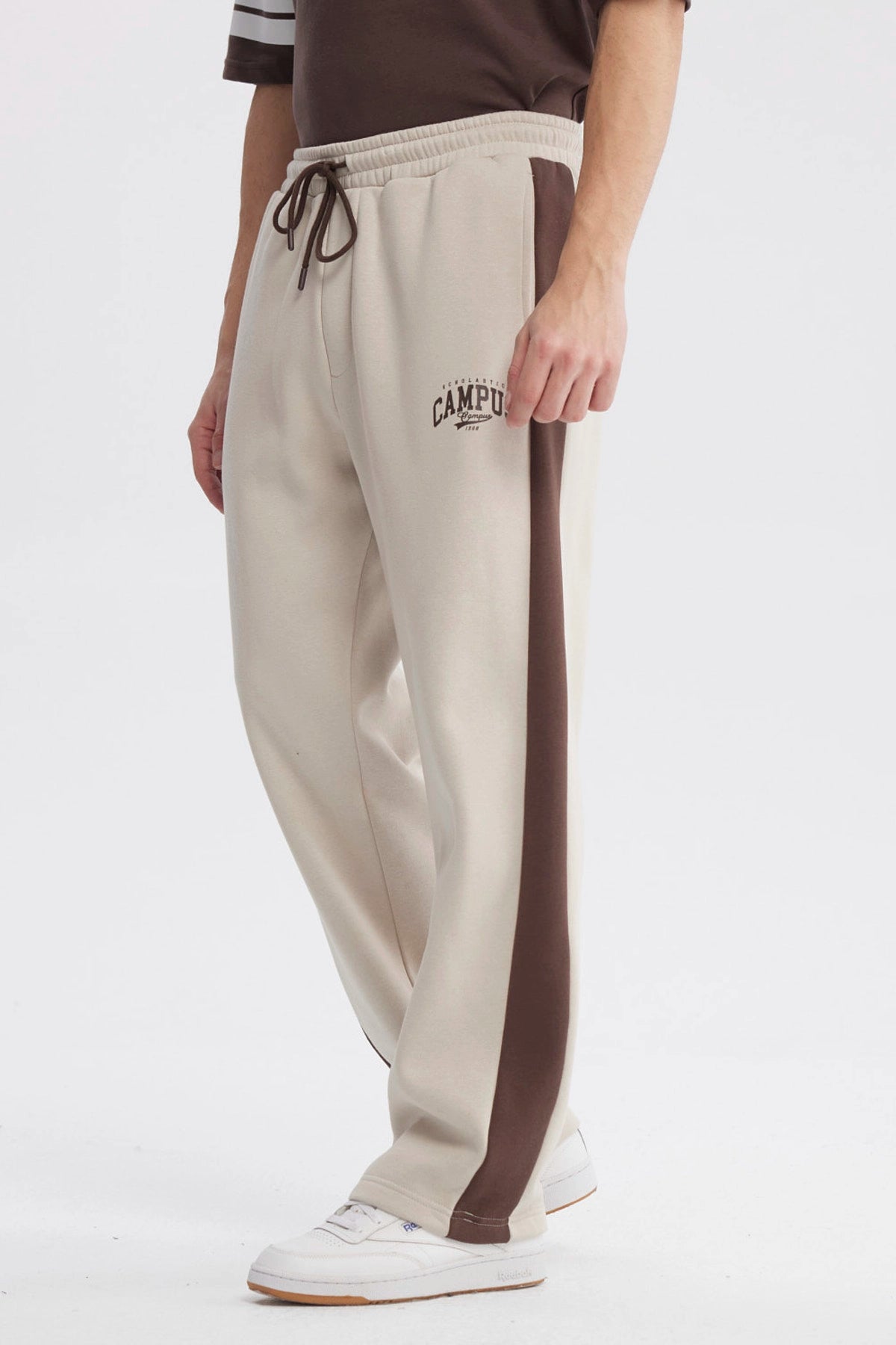 Pantalón Buzo Hombre Calce Recto Beige