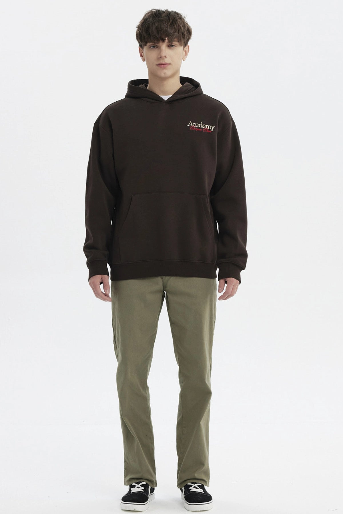 Polerón Hombre Slim Con Gorro Chocolate
