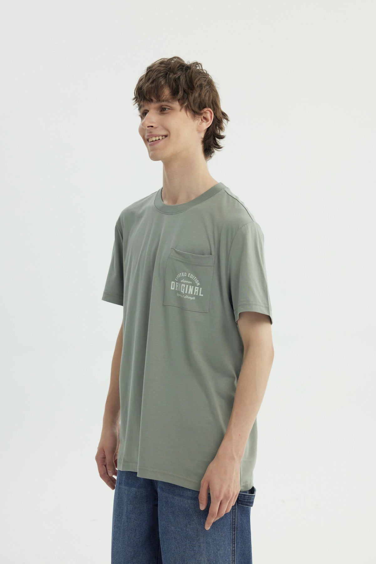 Polera Hombre Regular Verde Piedra