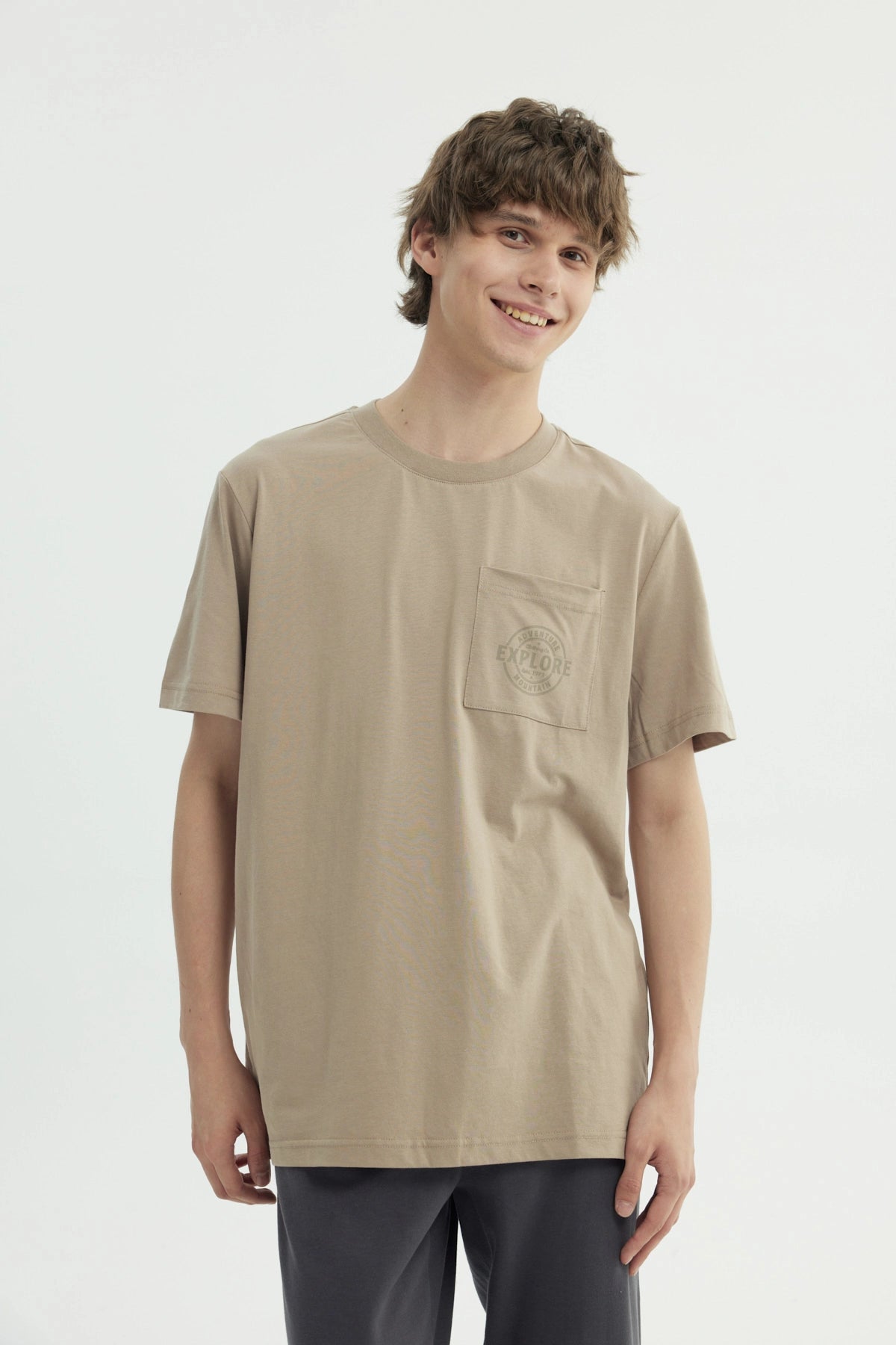 Polera Hombre Regular Kaki