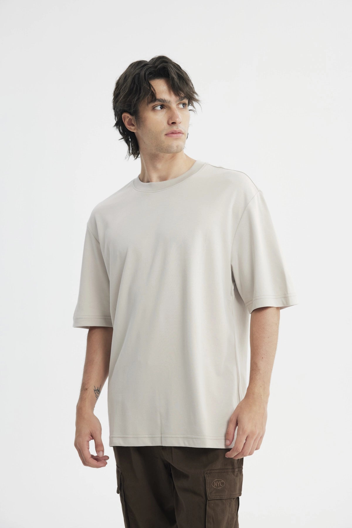 Polera Hombre Oversize Beige Oscuro