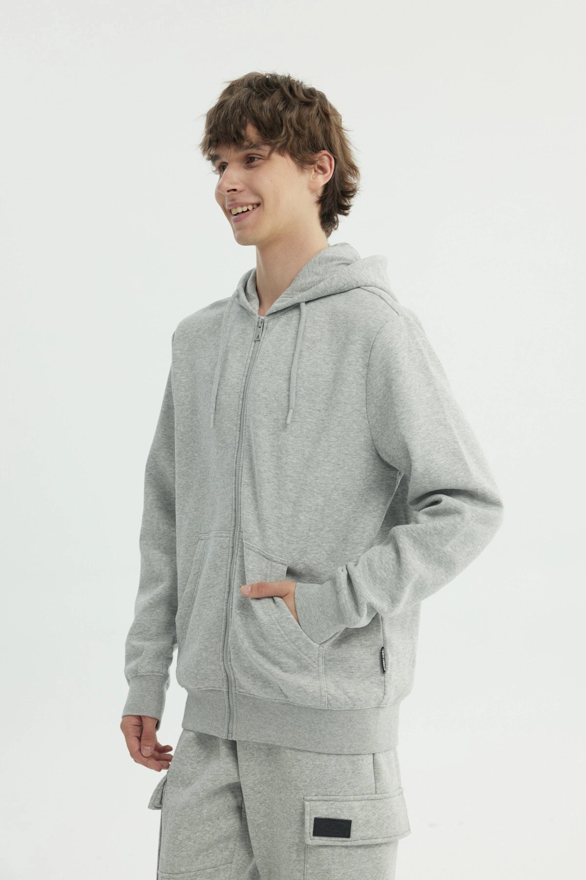 Polerón Hombre Regular Gris Melange