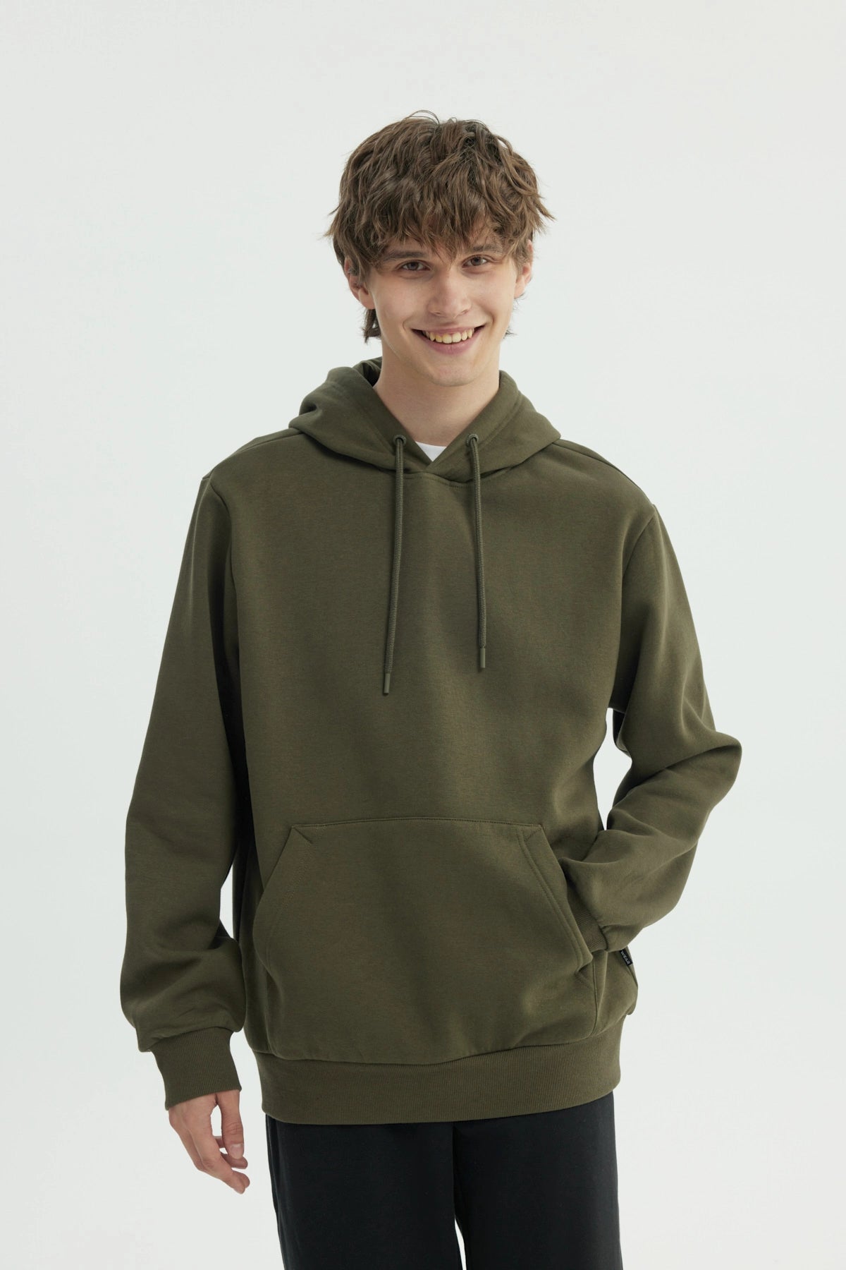 Polerón Hombre Regular Verde Militar