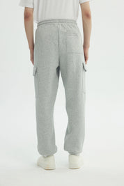 Pantalón Buzo Hombre Calce Recto Gris Melange