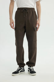 Pantalón Buzo Hombre Calce Recto Marron