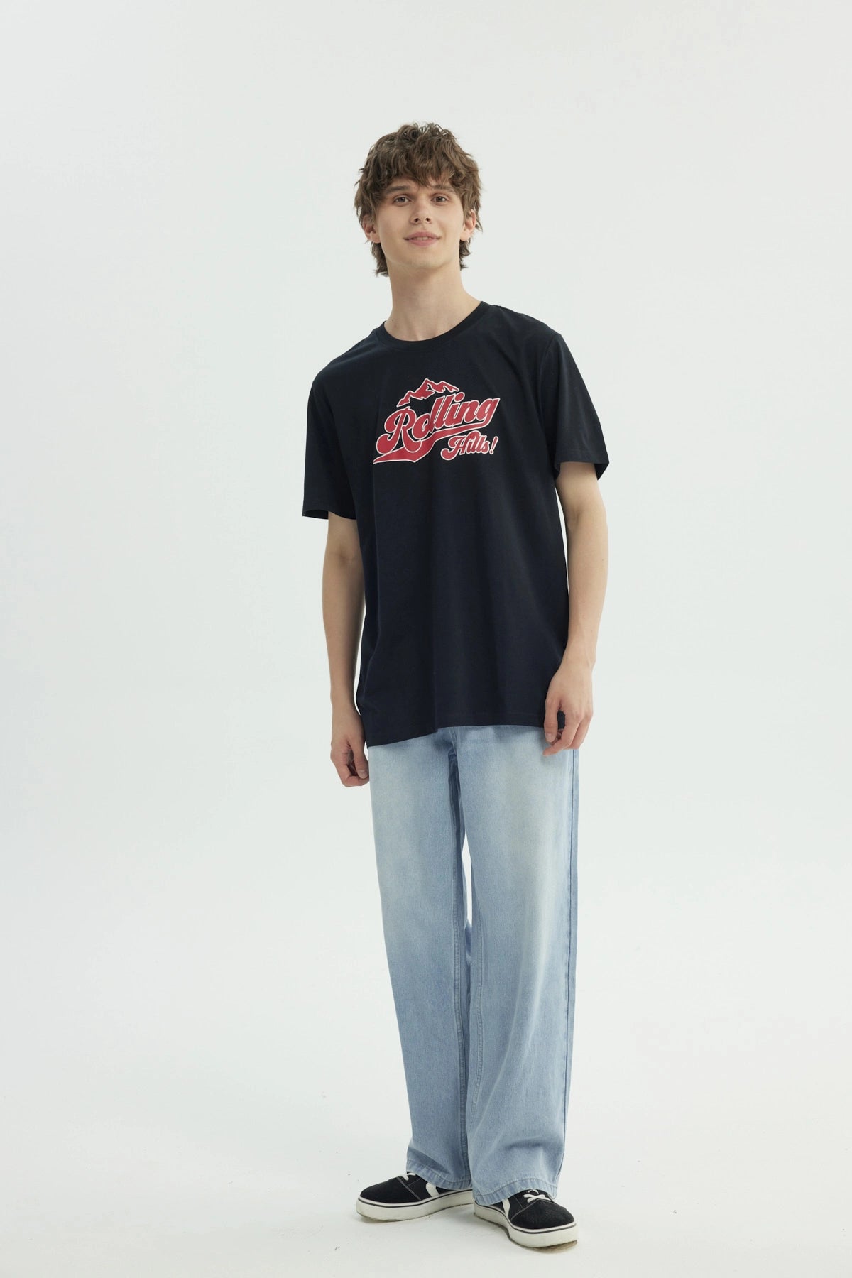 Polera Hombre Regular Negro / Rojo