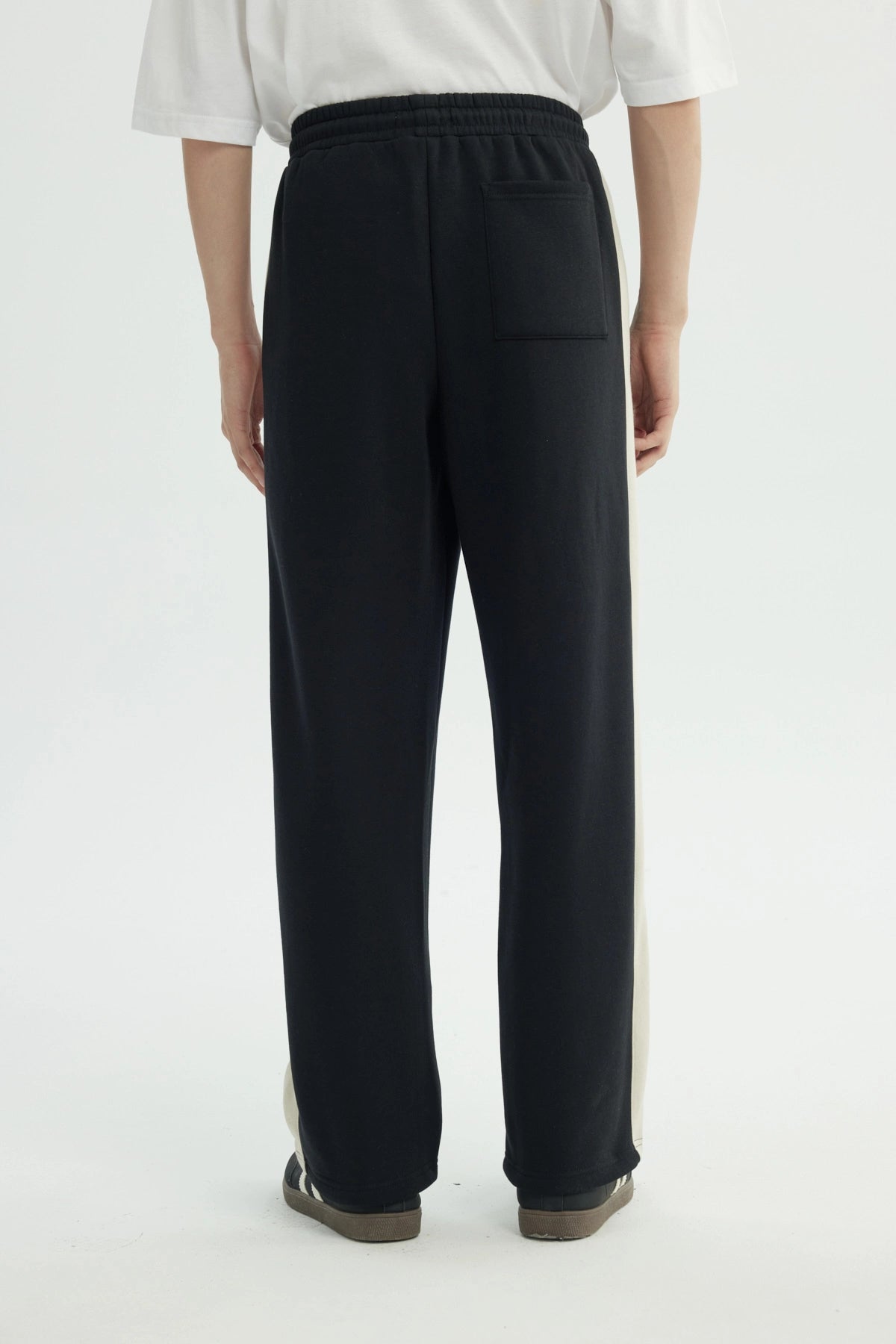 Pantalón Buzo Hombre Clásico Negro