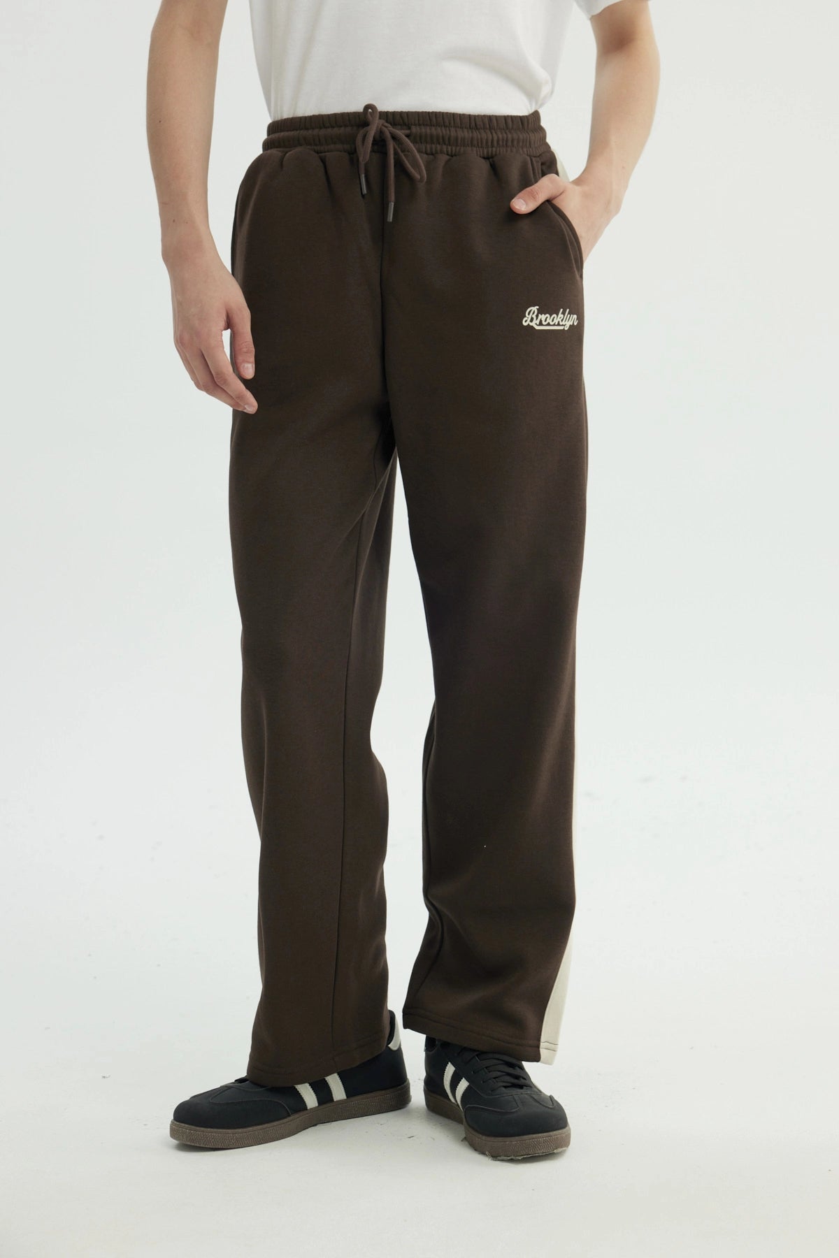 Pantalón Buzo Hombre Clásico Marron