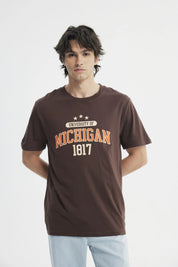 Polera Regular Hombre Chocolate