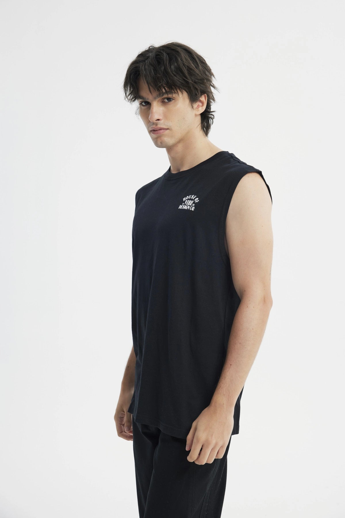 Polera Regular Sin Mangas Hombre Negro