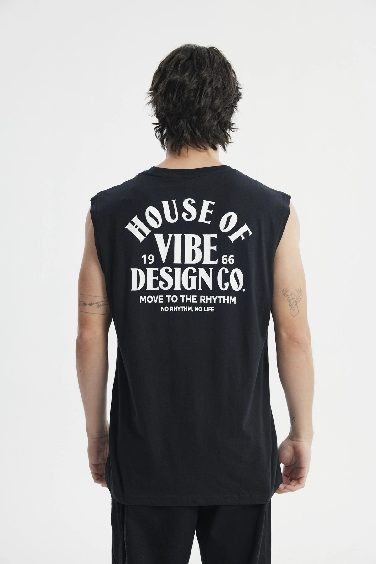 Polera Regular Sin Mangas Hombre Negro